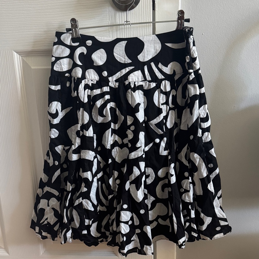 INC International Concepts Black & White Abstract Circle Skater Skirt